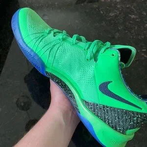 Nike | Shoes | Very Rare Size 3 Nike Kobe 8 Elite Superhero  display picture 3